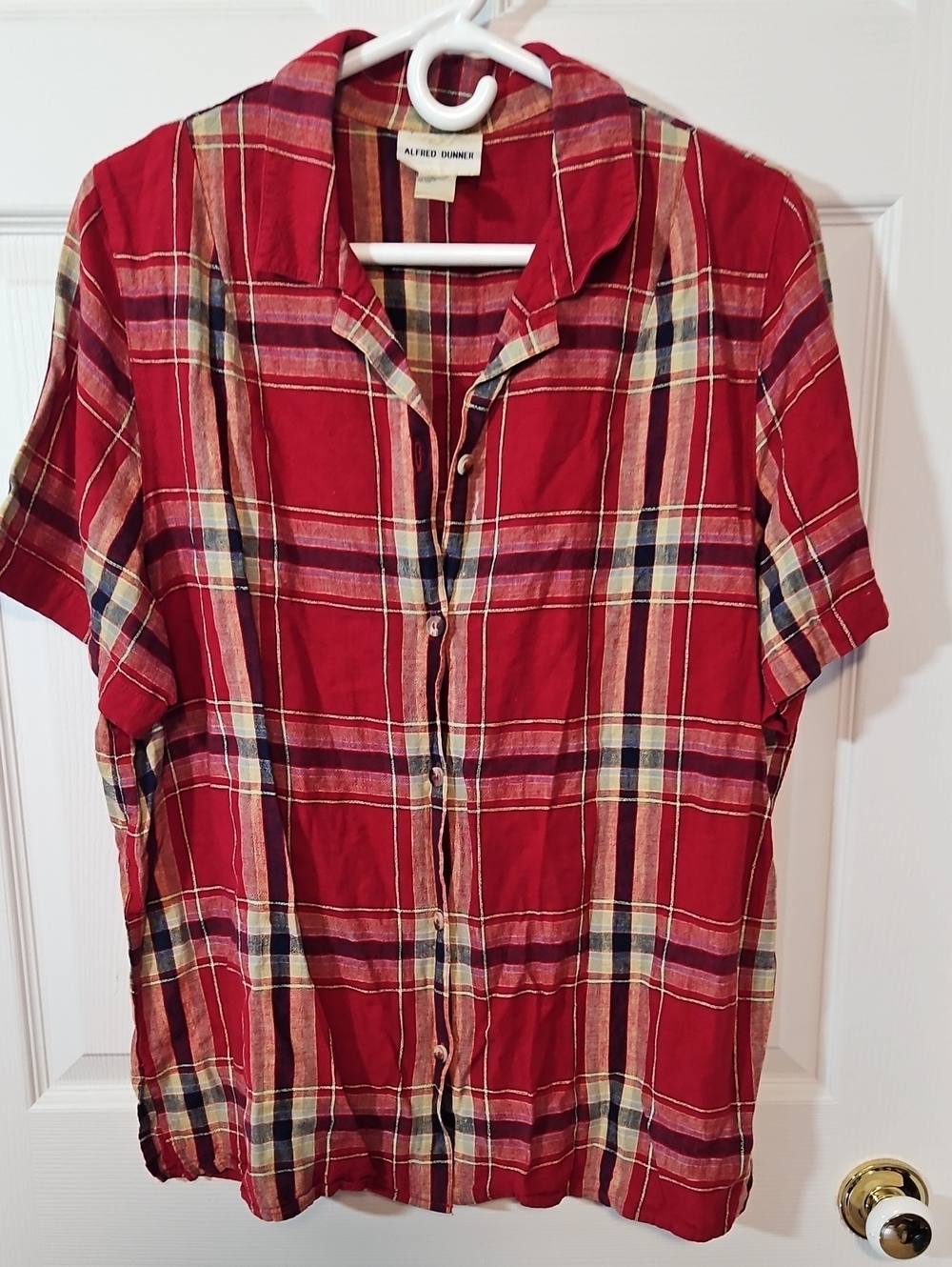 Alfred Dunner Red Plaid Short-Sleeve Button-Front Shirt